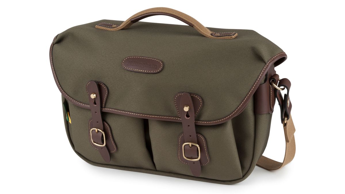 Billingham Hadley Pro 2020 is pitched at the latest full frame