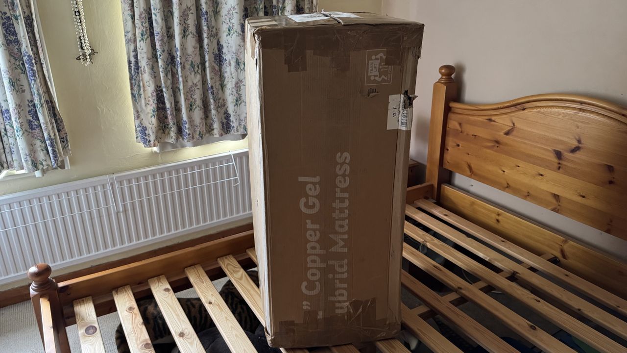 The EGOHOME Hybrid mattress in its delivery box