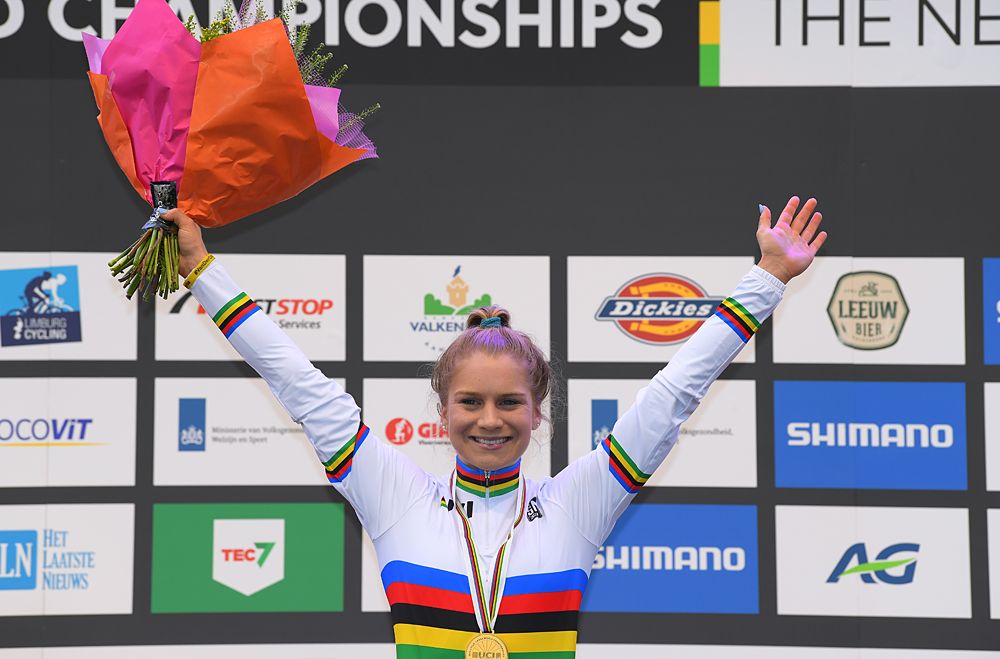 Evie Richards wins U23 world title in Valkenburg