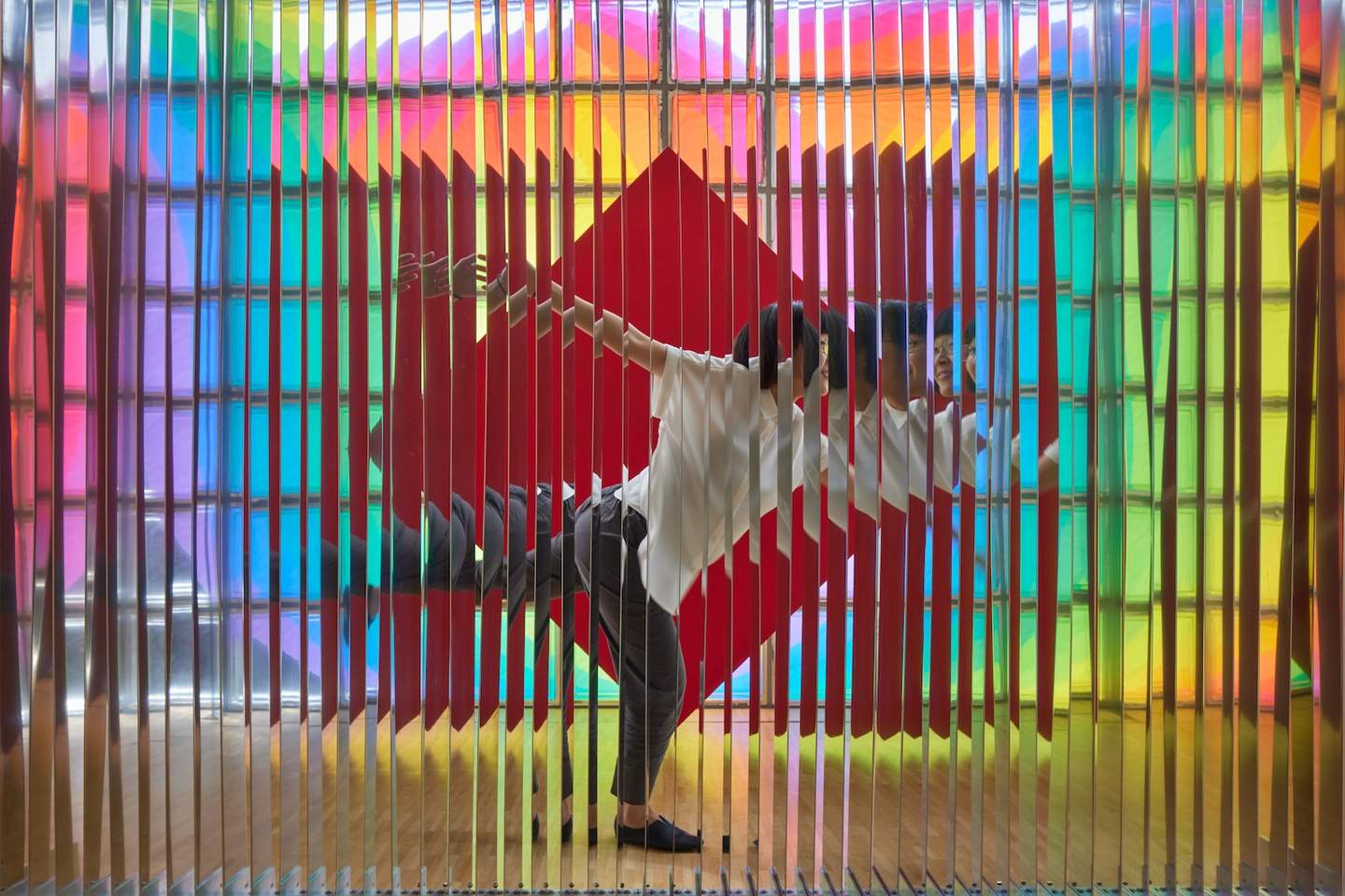 Julio_Le_Parc_Screen_with_Reflective_Blades_i.width-1440