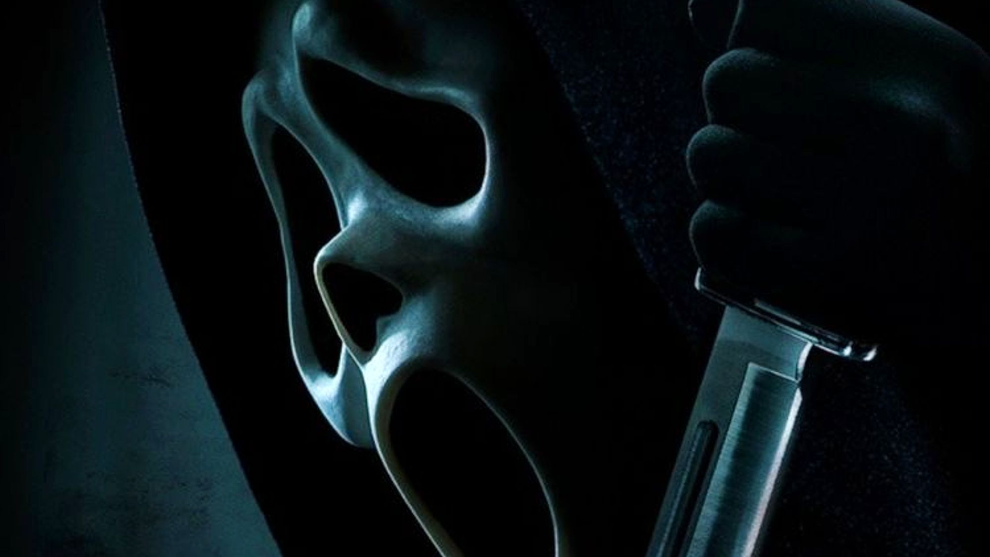 Ghostface holding a knife on the Scream 2022 movie poster