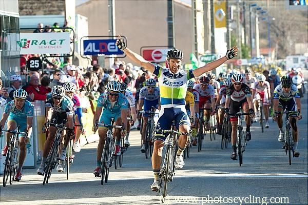Michael Albasini (Orica-GreenEdge) wins stage 4 of Paris-Nice