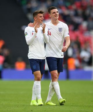 Declan Rice (right) has defended England team-mate Mason Mount.