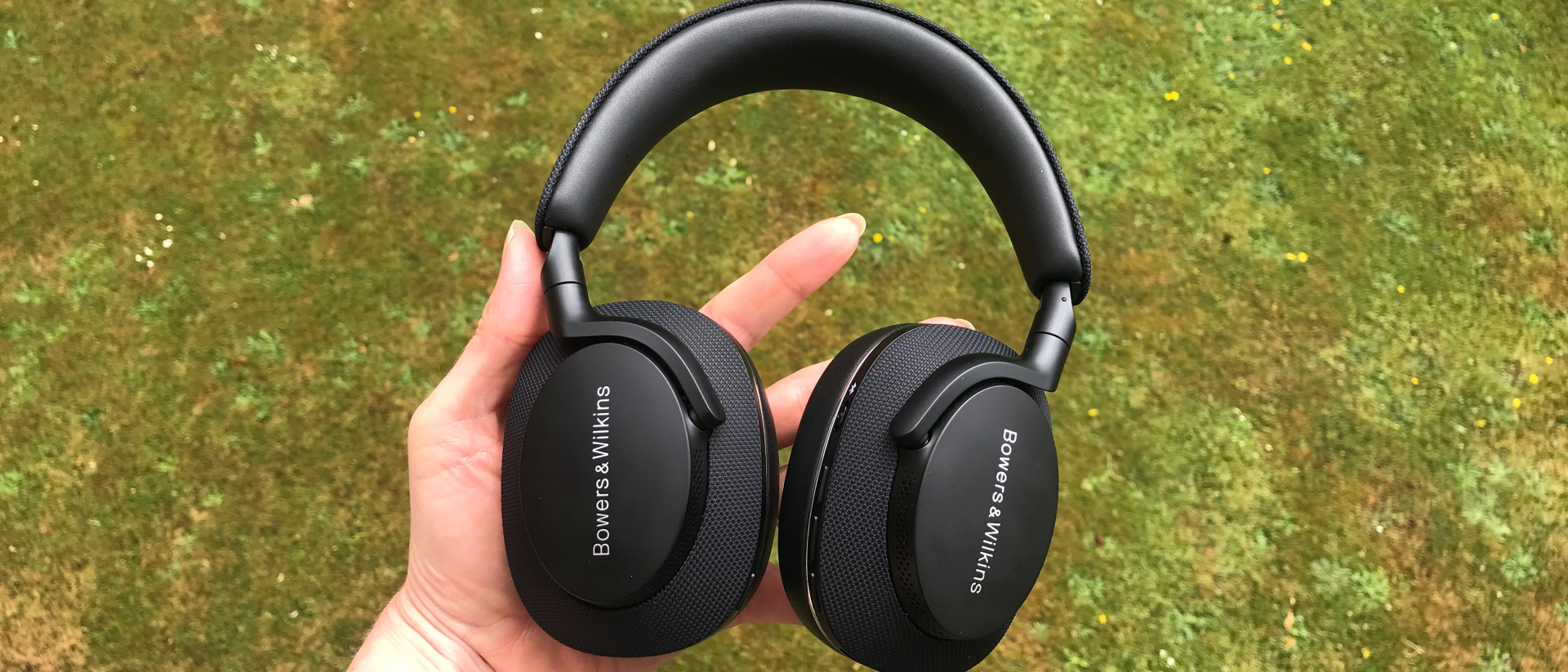 Bowers & Wilkins PX7 S2 review: classy and detailed noise-cancelling  wireless headphones | TechRadar