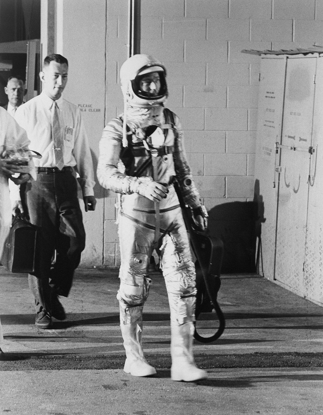 Behind the Scenes: Inside Astronaut Scott Carpenter's 1962 Mercury ...