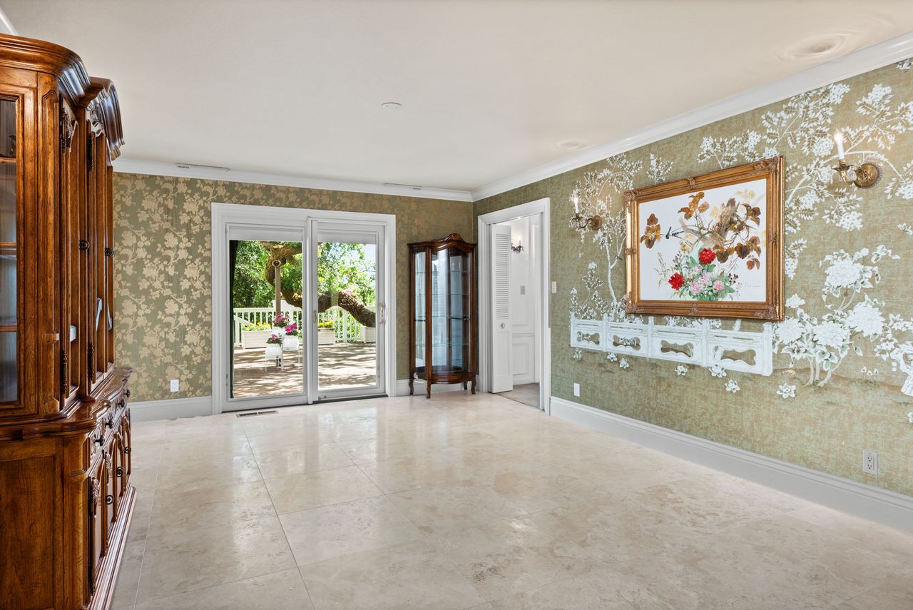 A home for sale in Santa Rosa, California.