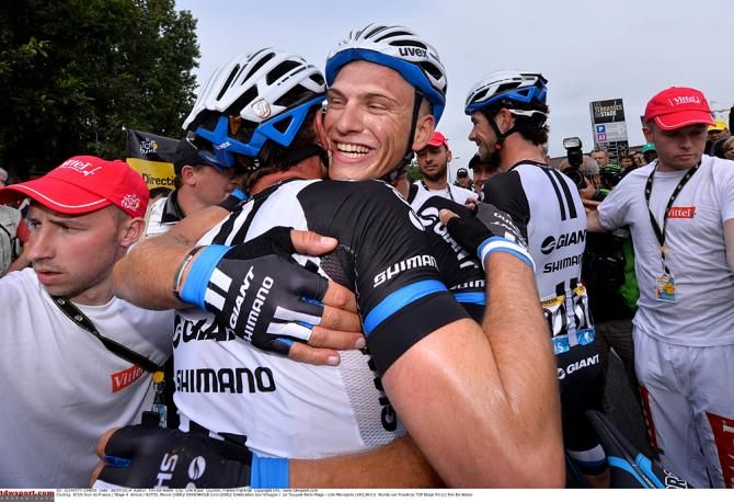 Marcel Kittel and Giant-Shimano teammates celebrate the stage 4 win