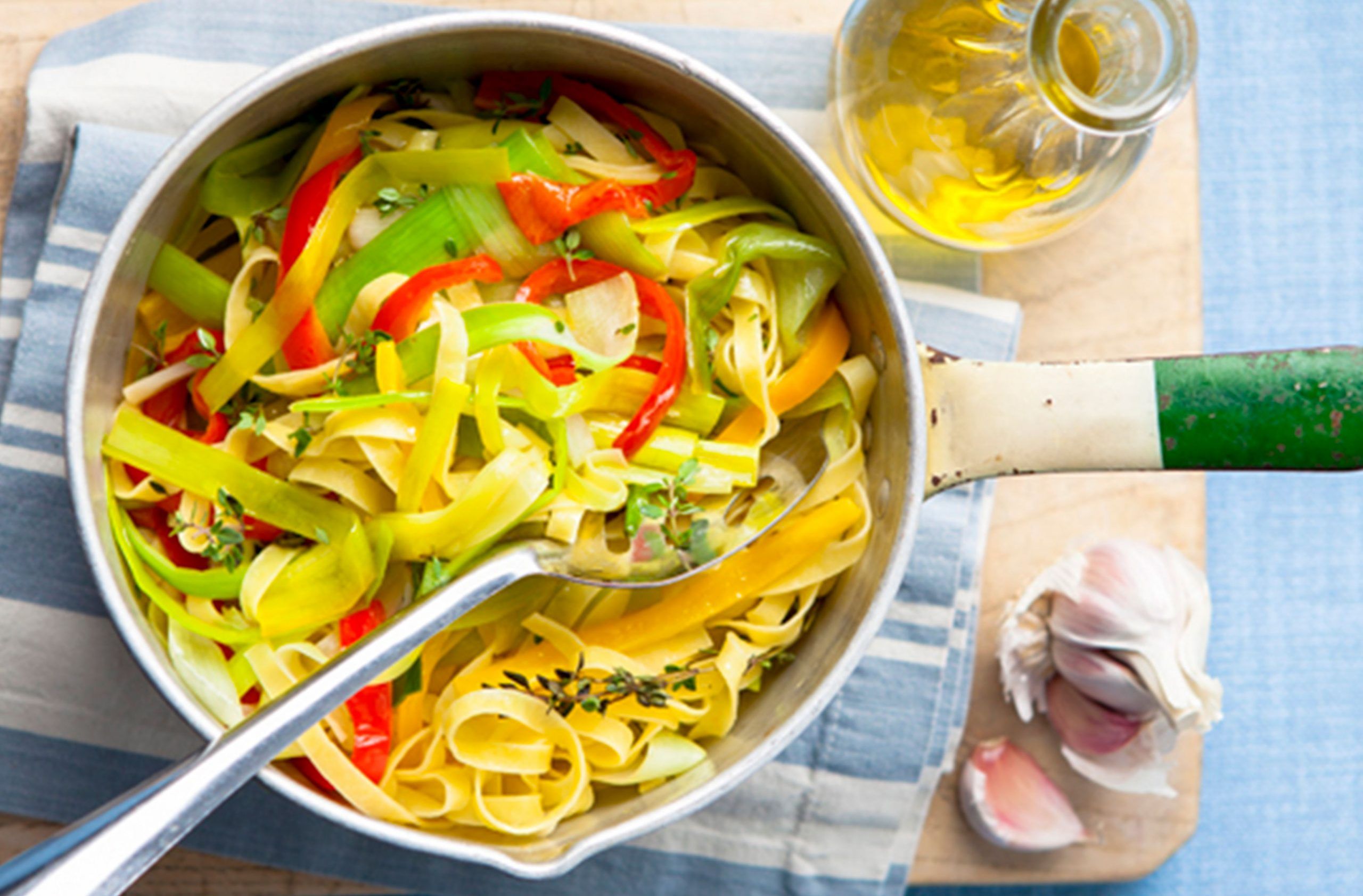 Tagliatelle with leek and pepper ribbons recipe