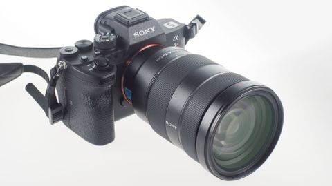 Sony A7R IV Camera Is Here: 61MP, 15 Stops Of Dynamic Range, 5-axis IBIS And 10fps! | Digital ...