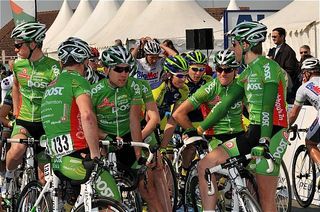 The An Post Sean Kelly team plans its strategy.