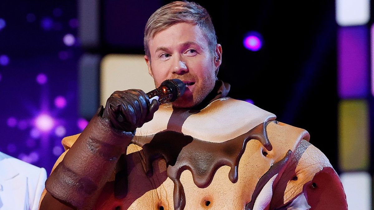 The Masked Singer: After 'All Or Nothing' Performance, Ashley Parker ...