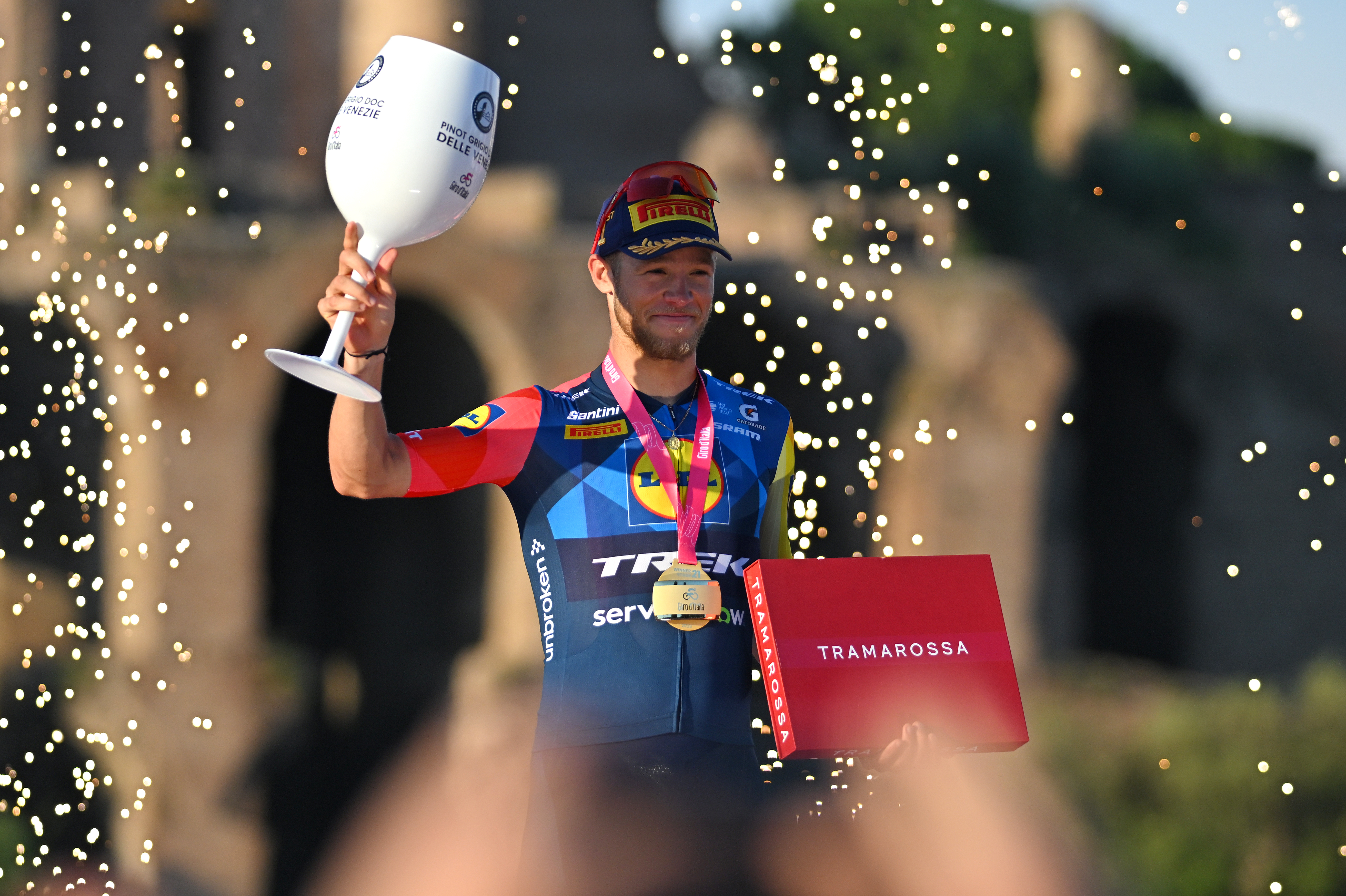 ROME, ITALY - MAY 31: Jonathan Milan of Italy and Team Lidl - Trek celebrates at podium as stage winner during the 109th Giro d&amp;amp;apos;Italia 2026, Stage 21 a 131km stage from Rome to Rome 1289m / #UCIWT / on May 31, 2026 in Rome, Italy. (Photo by Tim de Waele/Getty Images)