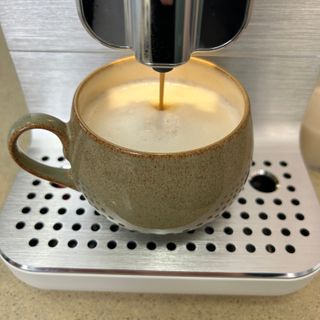 Testing the Smeg Bean to cup coffee machine