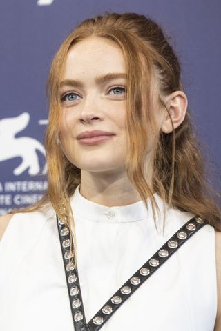 heart shaped face - sadie sink