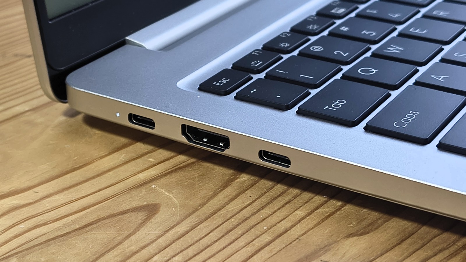 Geekom GeekBook X16 Pro