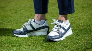 Duca Del Cosma Alesi Golf Shoe on the green