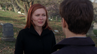 Mary Jane at cemetery talking to Peter in Spider-Man