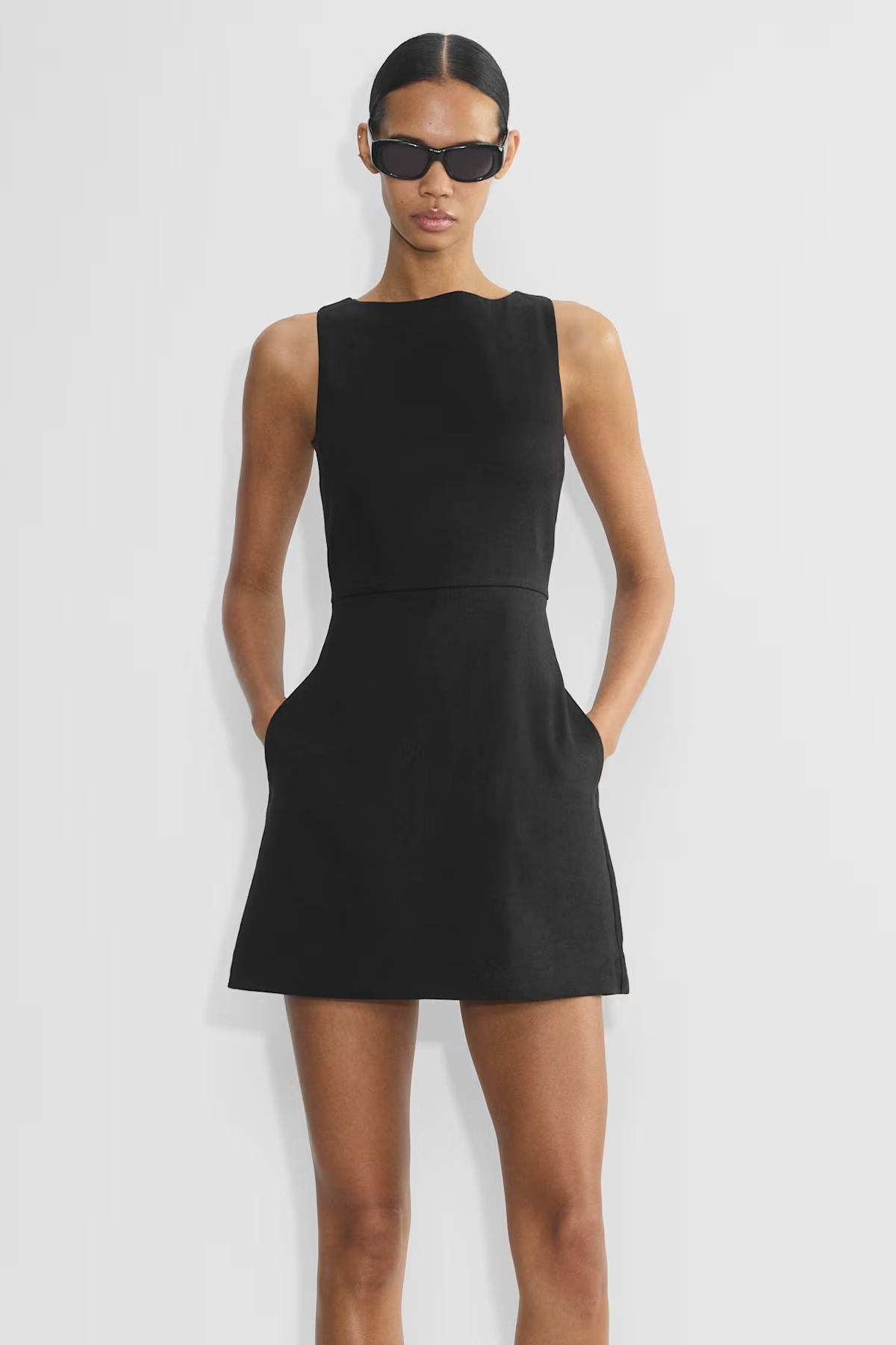 Aritzia Bond Linen Dress