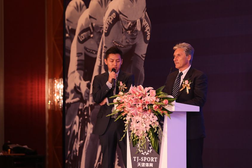 Giuseppe Saronni talks during the announcement