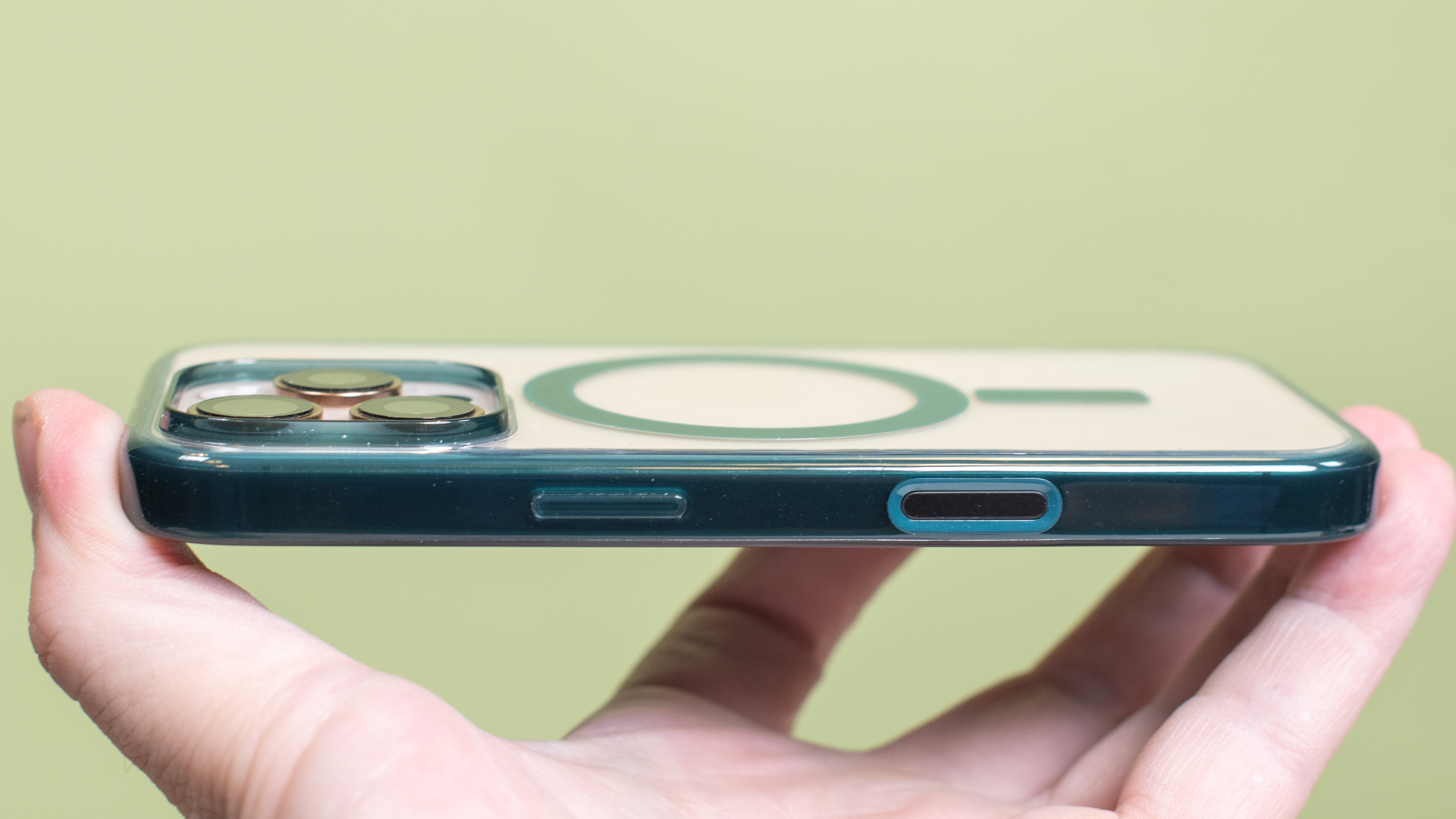 Otterbox Lumen Series from side showing Camera Control button