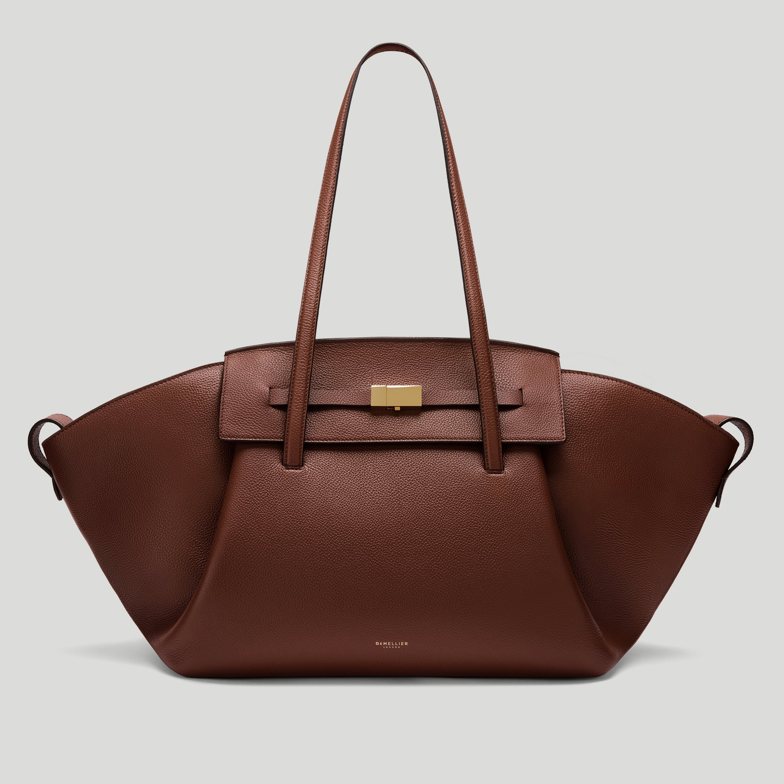 The Brooklyn | Warm Brown Small Grain | Demellier