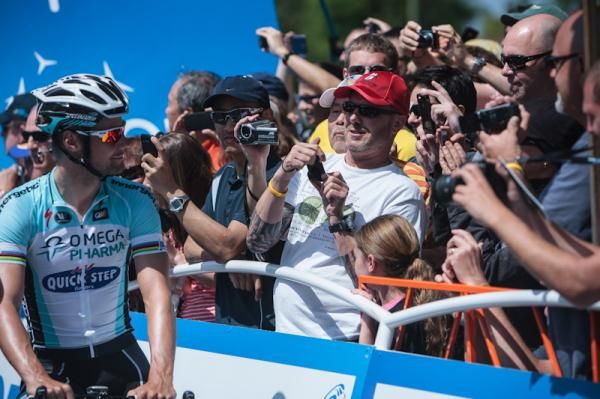 Tom Boonen (Omega Pharma-QuickStep) took some time out to greet the fans in San Jose