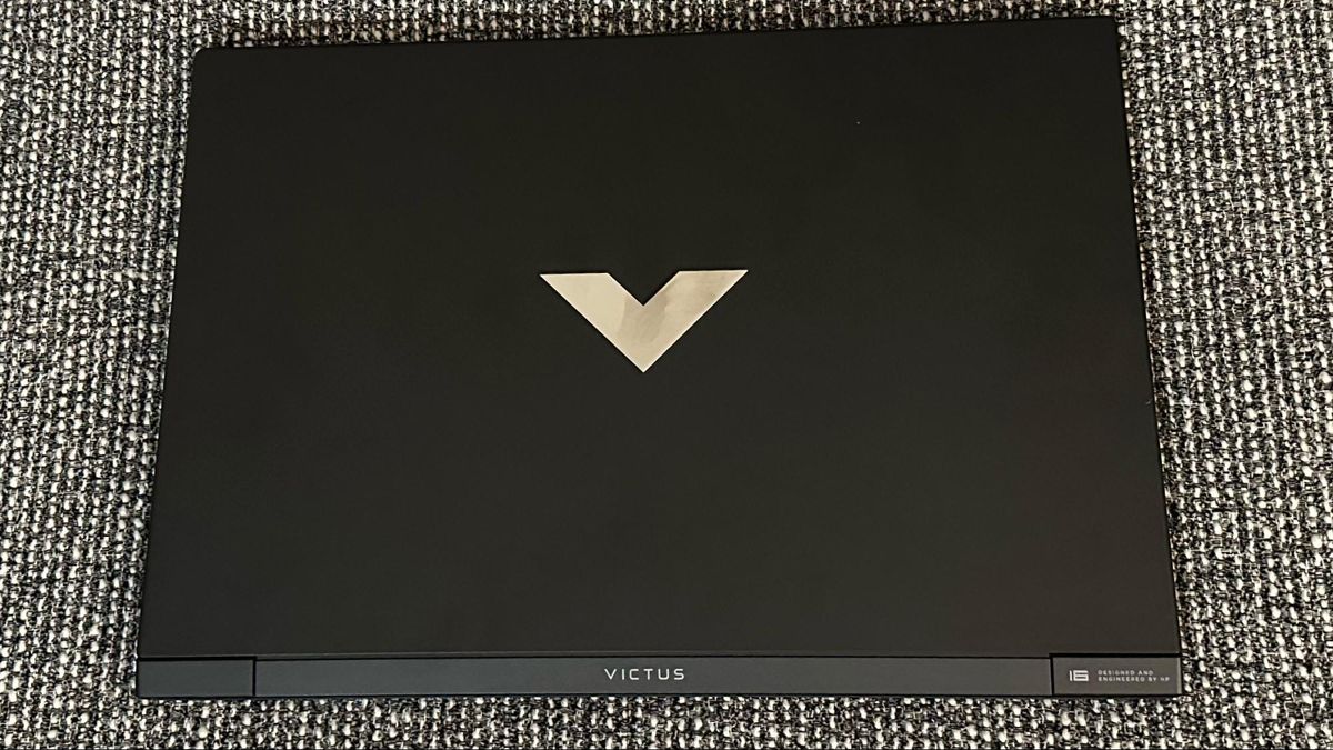 HP Victus 16