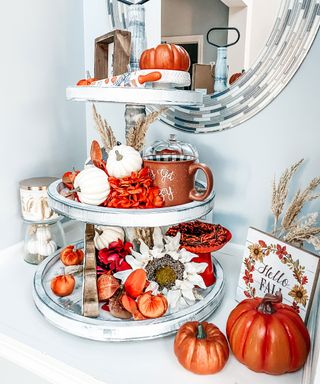 fall tiered tray with pumpkins