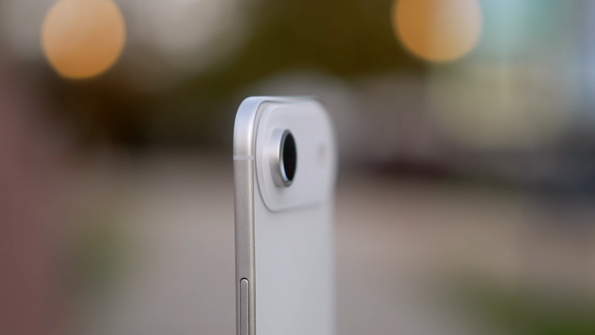 iPhone 17 Air dummy model