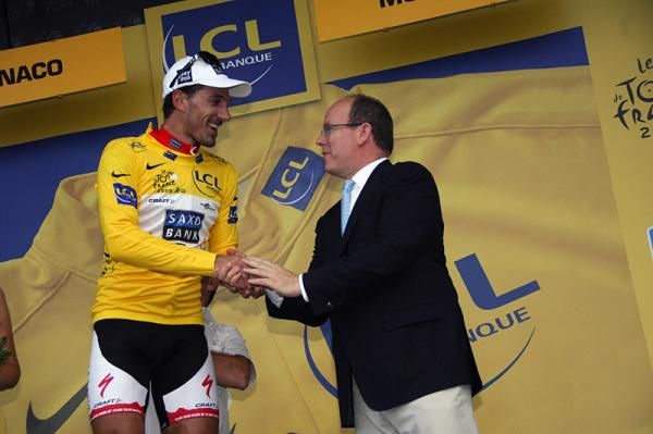 Fabian Cancellara is congratulated by Prince Albert of Monaco.