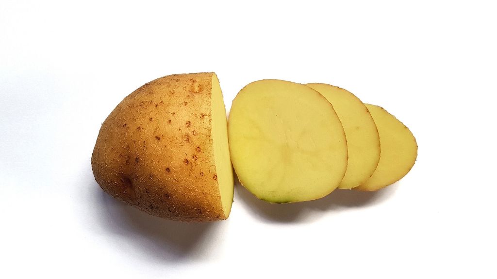 A sliced yellow potato