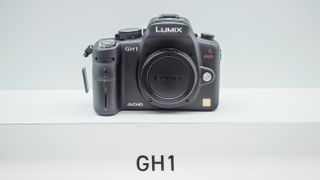 13 world-first cameras from Panasonic, from the first ever mirrorless ...
