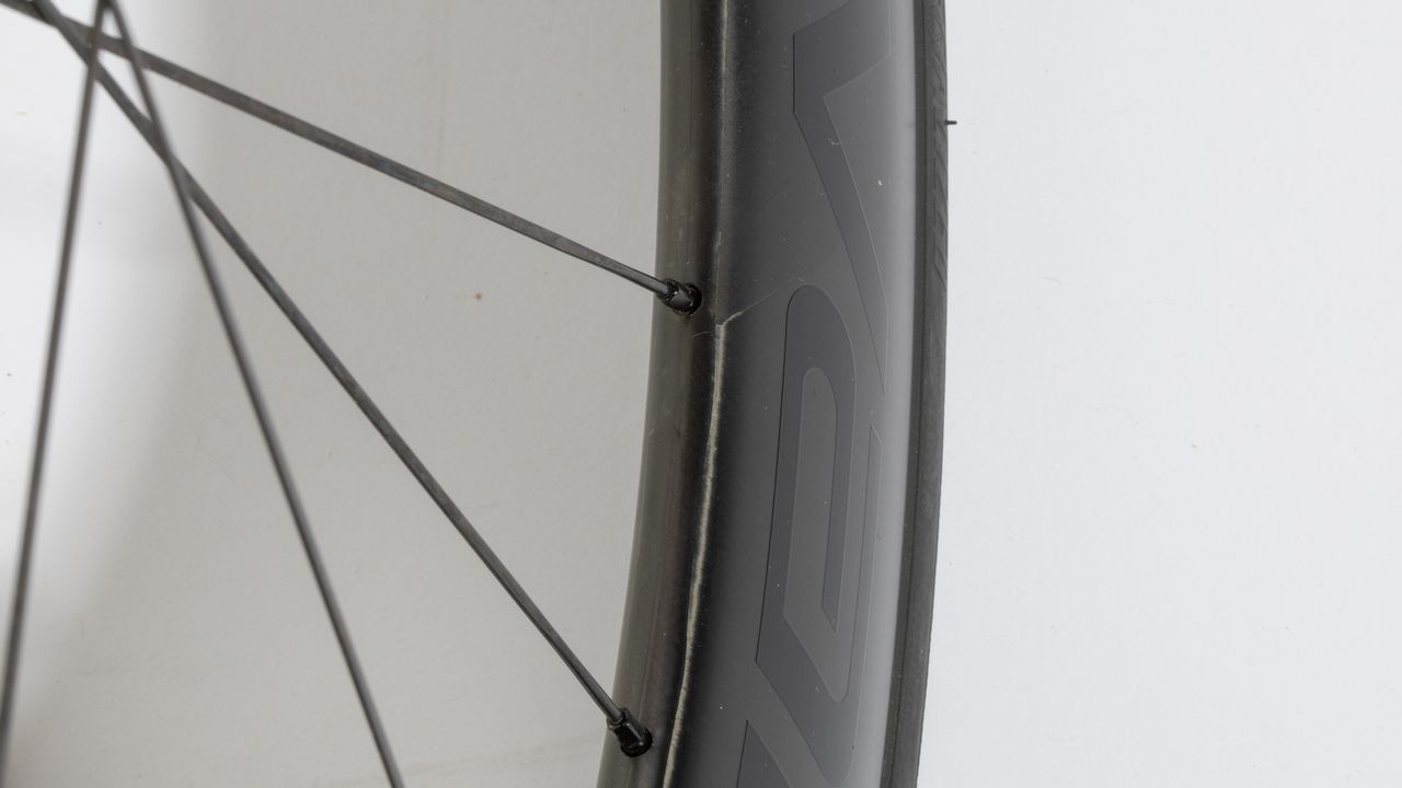 Roval Rapide CLX II sharp edge of rear wheel