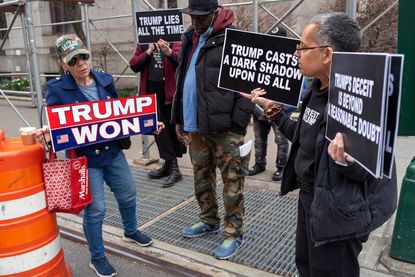 Pro- and anti-Trump protesters