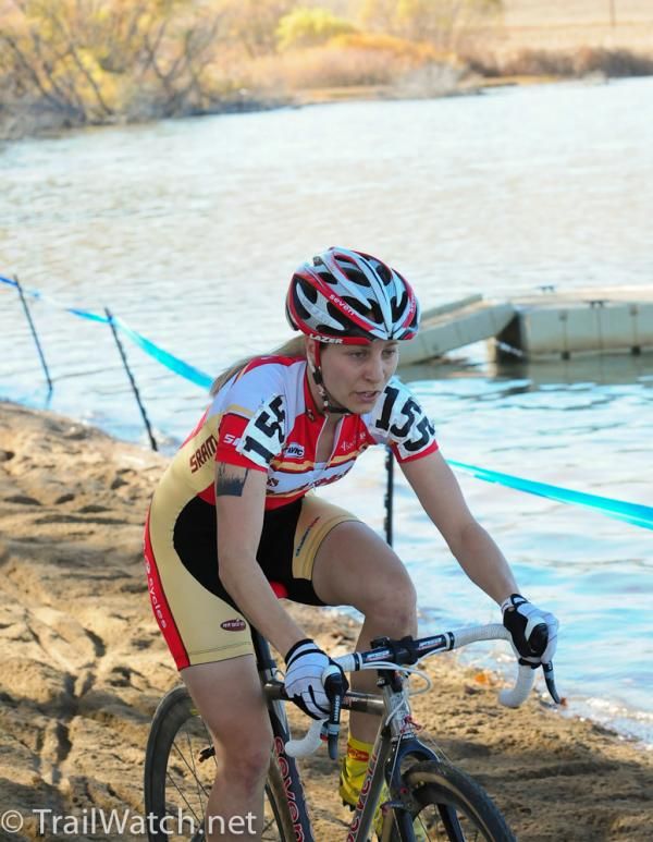 Mo Bruno-Roy (Bob's Red Mill-Seven) rode to a respectable 8th place in conditions that did not favor her
