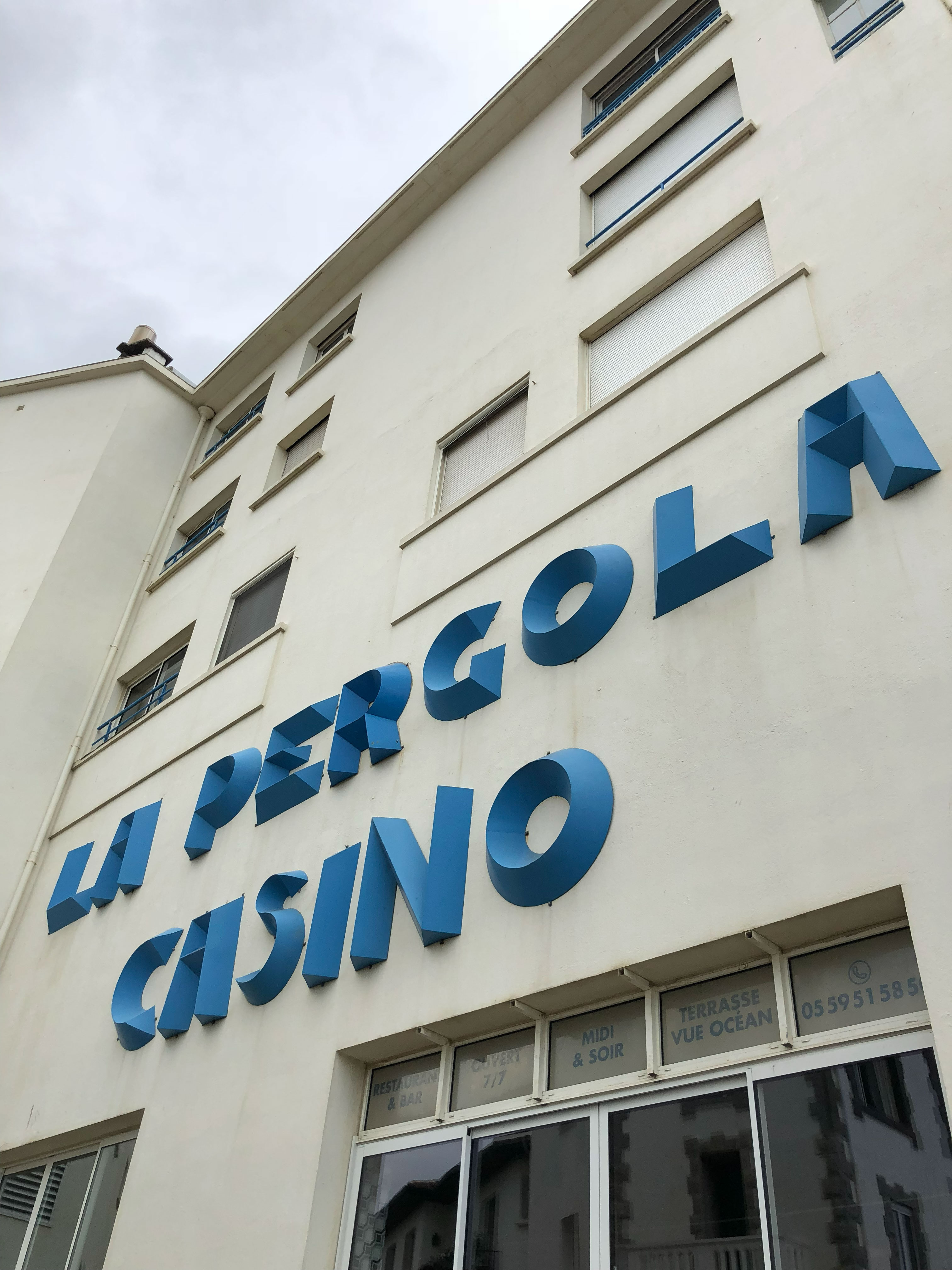 Typographic tourism pictures by Yorgo Tloupas