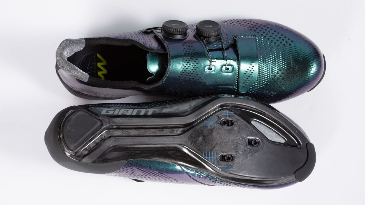 Giant Surge Pro road cycling shoe exobeam carbon sole