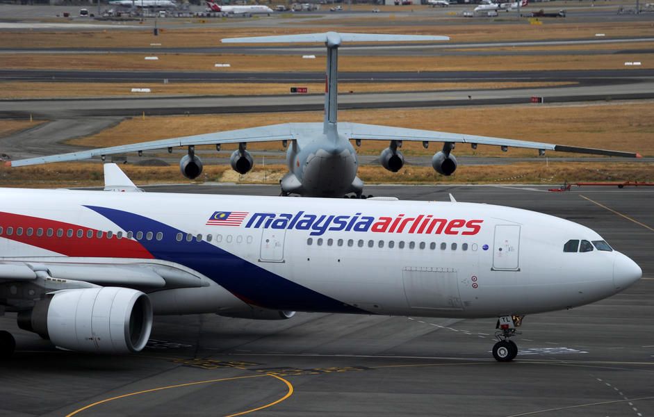 Malaysia Airlines will be de-listed, undergo &amp;#039;complete overhaul&amp;#039; following two major tragedies