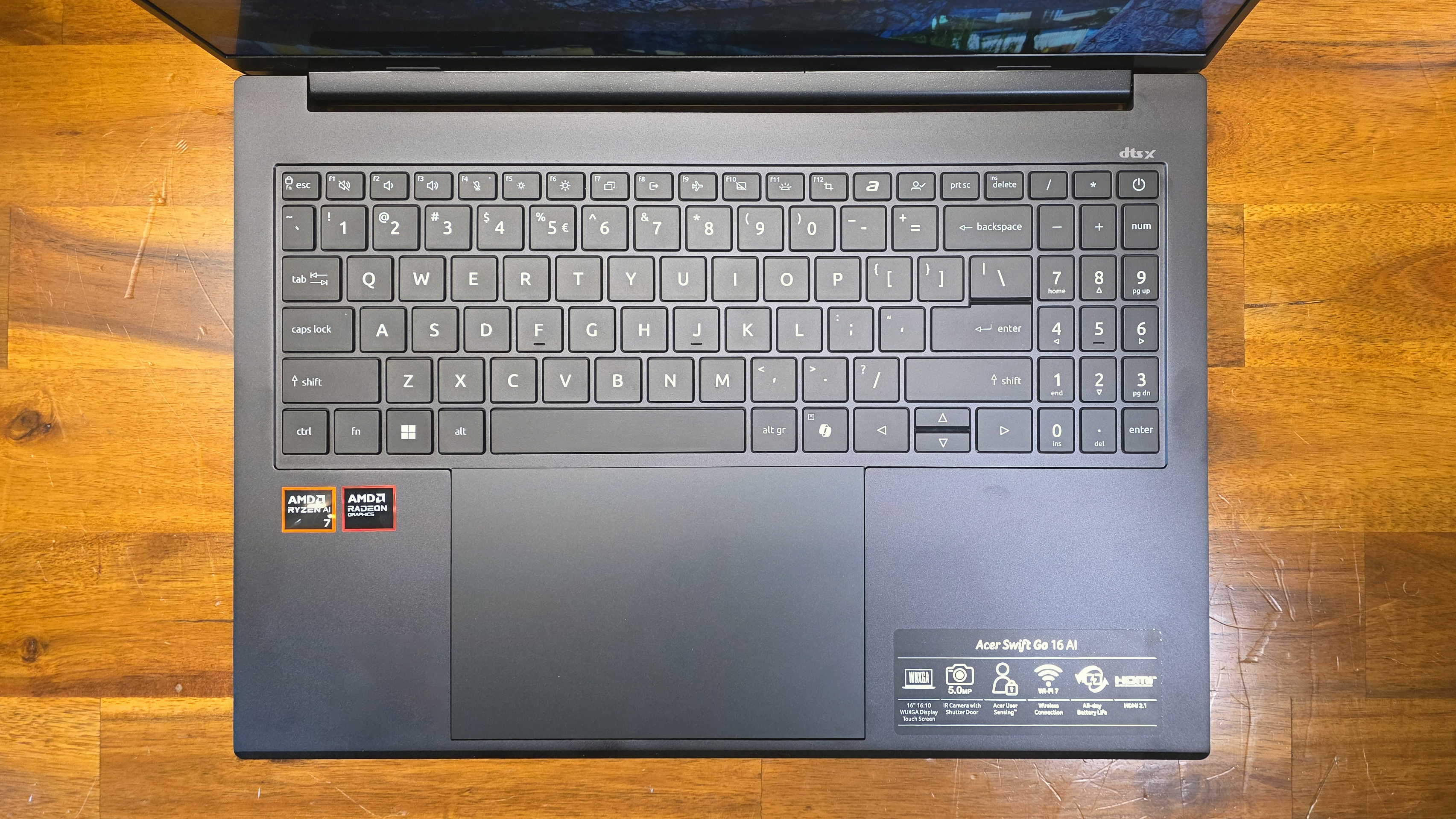 Acer Swift Go 16 AI (AMD Gorgon Point)