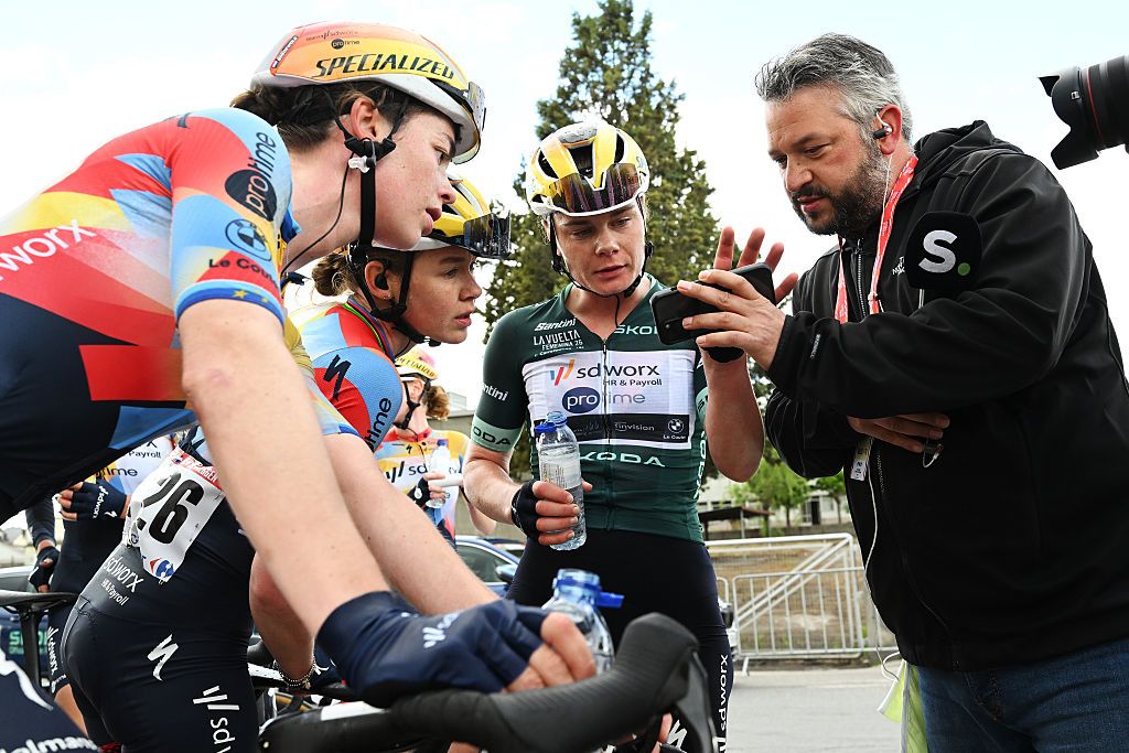 Lotte Kopecky relegated, fined and given yellow card in botched La Vuelta Femenina sprint