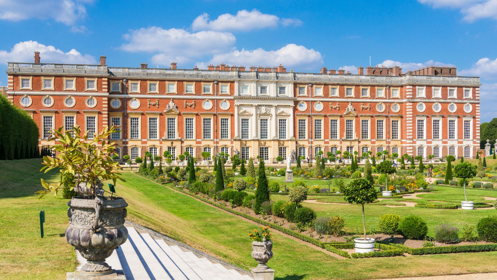 Hampton Court Palace