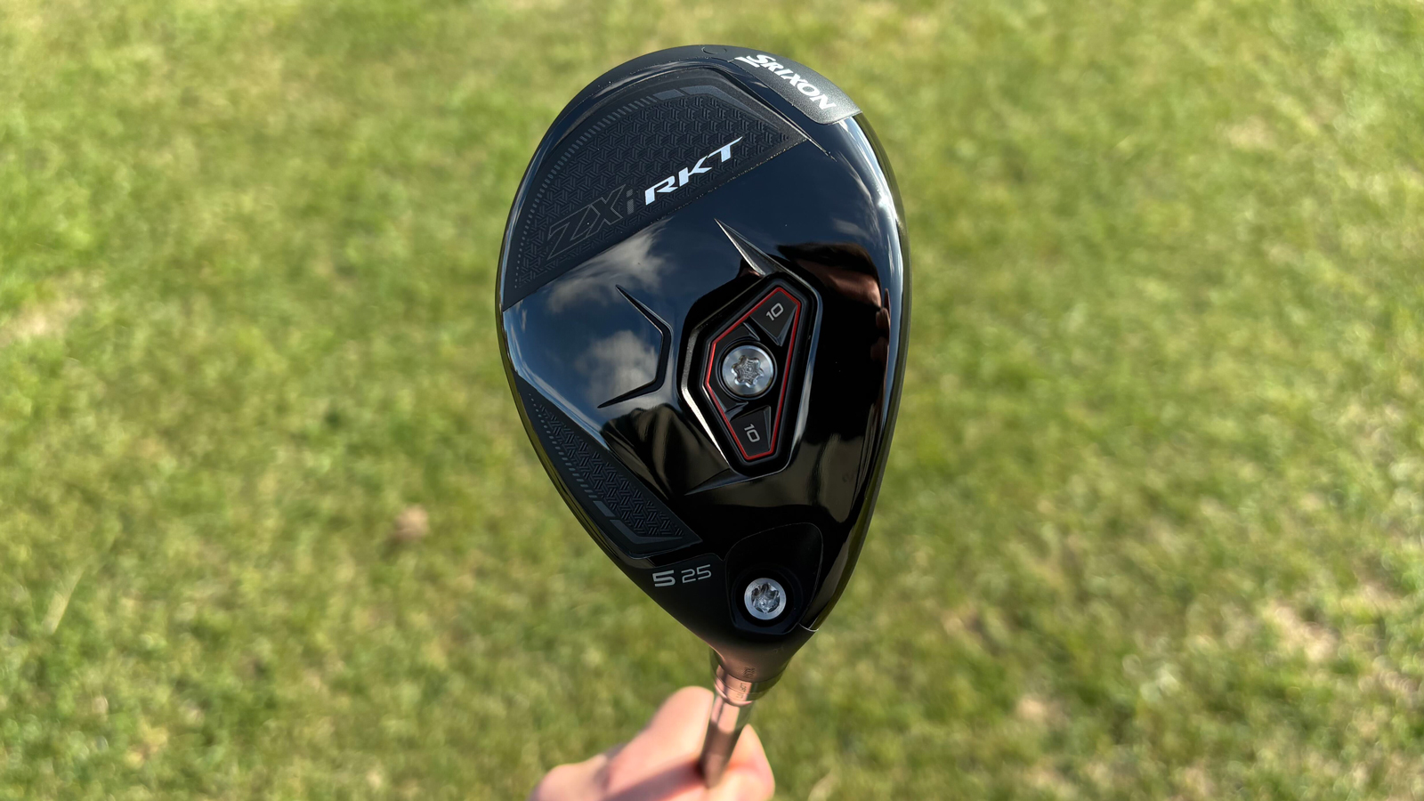 A view of the sole on the Srixon ZXi RKT hybrid