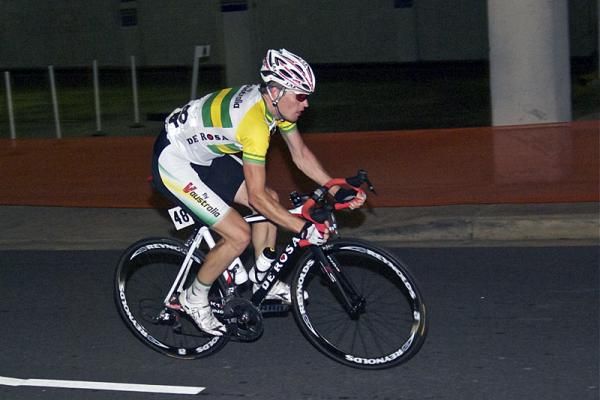 Australian criterium champion Aaron Kemps (Fly V Australia)