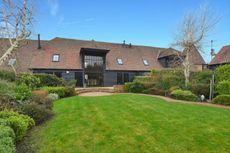 Three bedroom barn conversion for sale in Kent