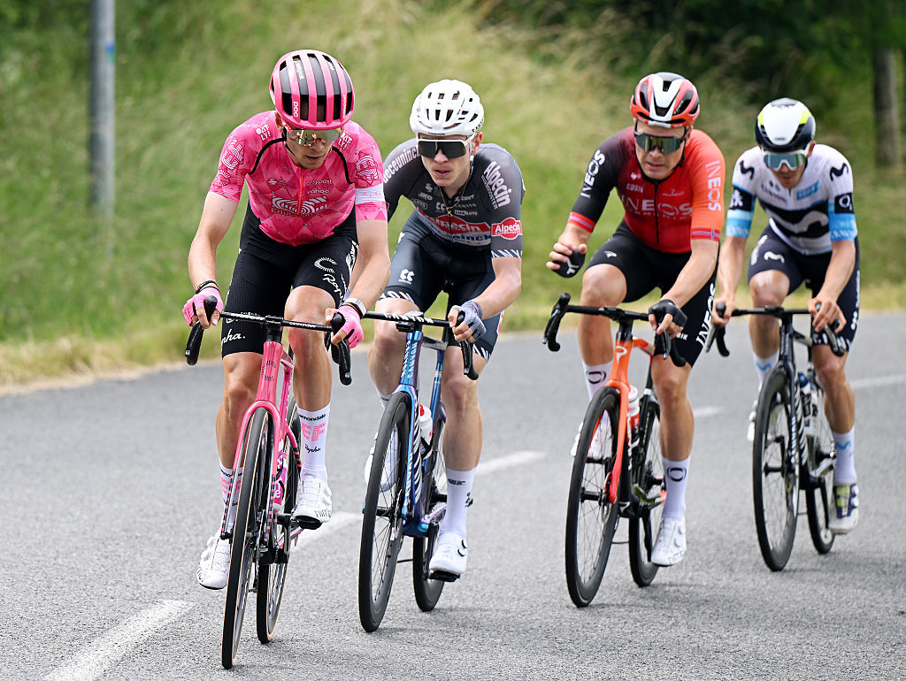 2025 Criterium du Dauphine stage 5: Alex Baudin leads a chasing quartet
