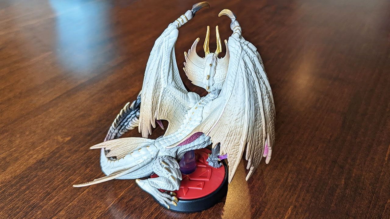 Monster Hunter Rise Sunbreak Collectors Edition Malzeno Amiibo Back