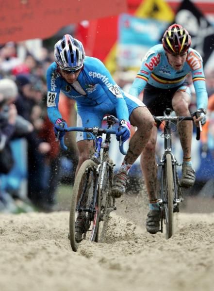 Skills in the sand won Erwin Vervecken (rear) the 2007 world championship
