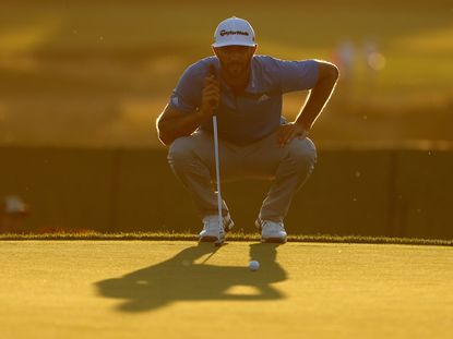 Dustin Johnson Leads US Open After Day 2