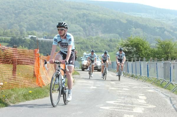 Nick Nuyens rides ahead of his teammates