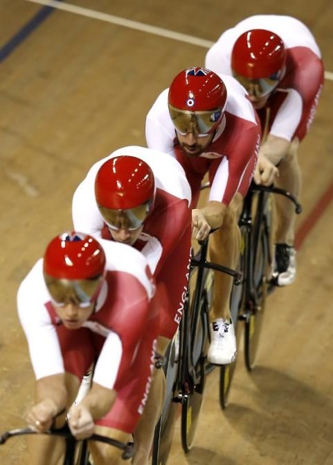 England rides to the silver medal in the Commonwealth Games